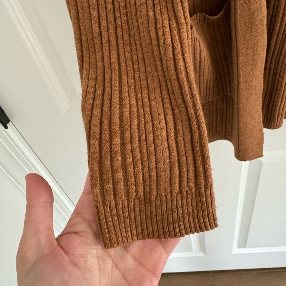 PINK ROSE Caramel Colored Cardigan - Picture 3 of 7